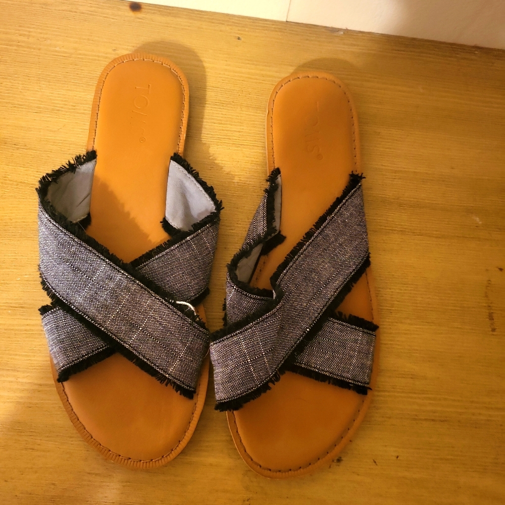 Tom's Sandals